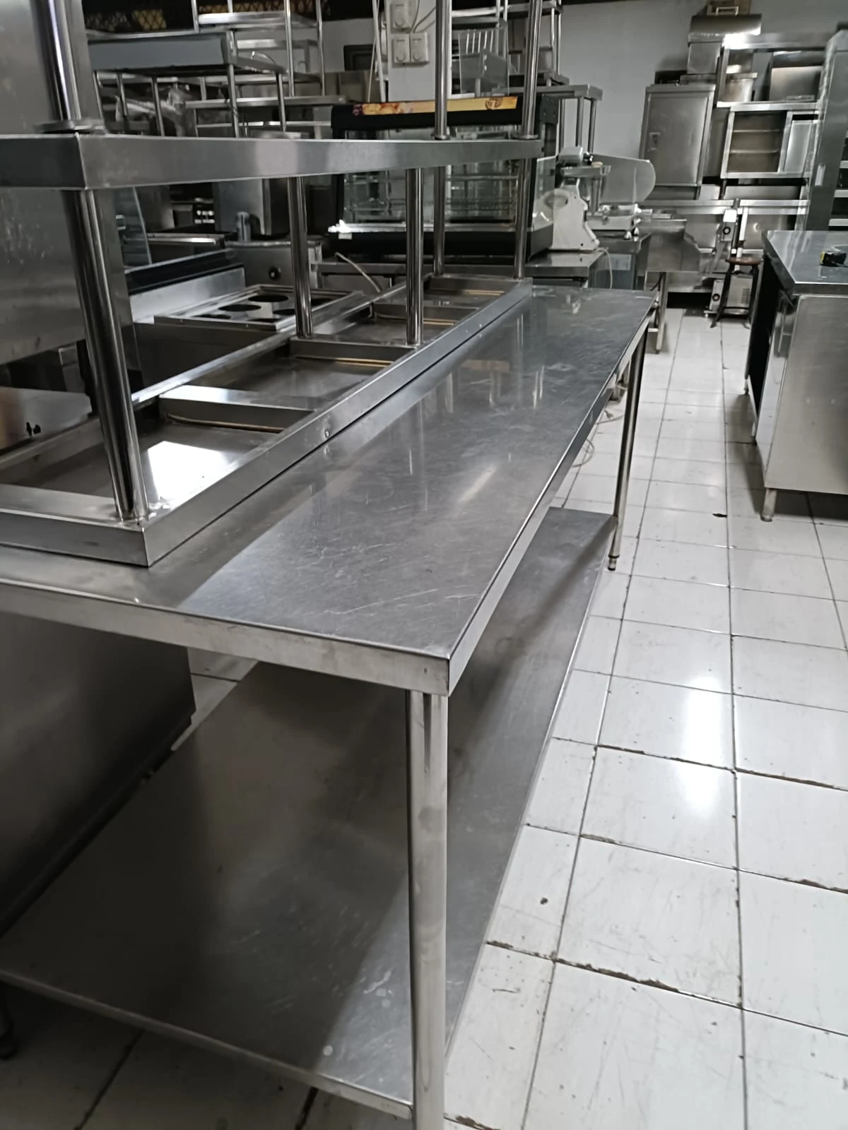 meja stainless steel resto